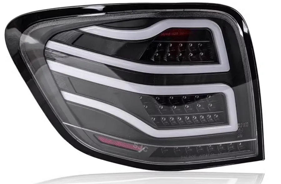 Mercedes-Benz W164 Tail Light Assembly 2005-2008 (SJC)